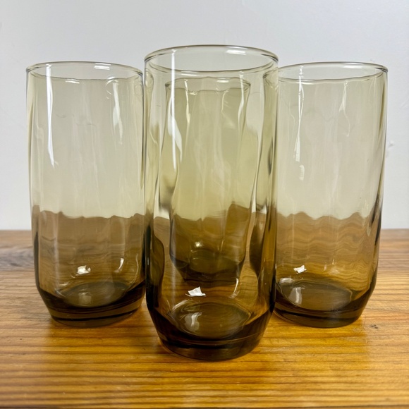 Vintage Libbey Smoked Glass Tumblers – Set of 4 | Mid-Century Modern Barware - Picture 6 of 15